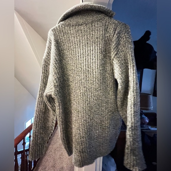 Wool Men’s Cardigan - Picture 2 of 3